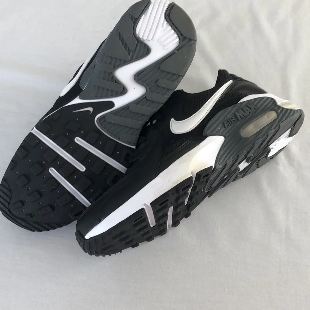 Nike air max men’s sneakers Sz 7.5 like New condition. - Picture 16 of 17